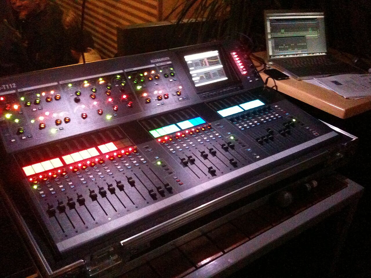 Микшер Allen & Heath SQ-5