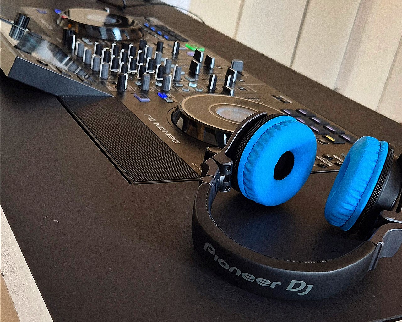 dj pioneer ddj flx4