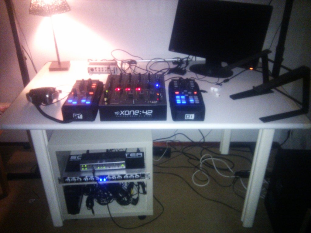 DJ-мониторы Pioneer VM-80 пара