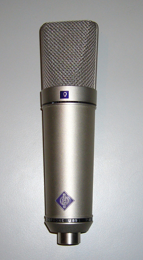 Конденсаторный Neumann TLM 102