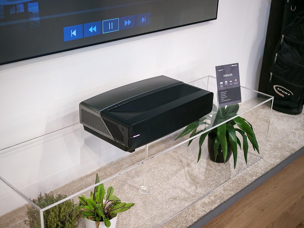 Проектор лазерный Panasonic PT-MZ680